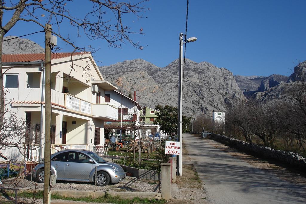 Apartments Cico Starigrad Paklenica Buitenkant foto